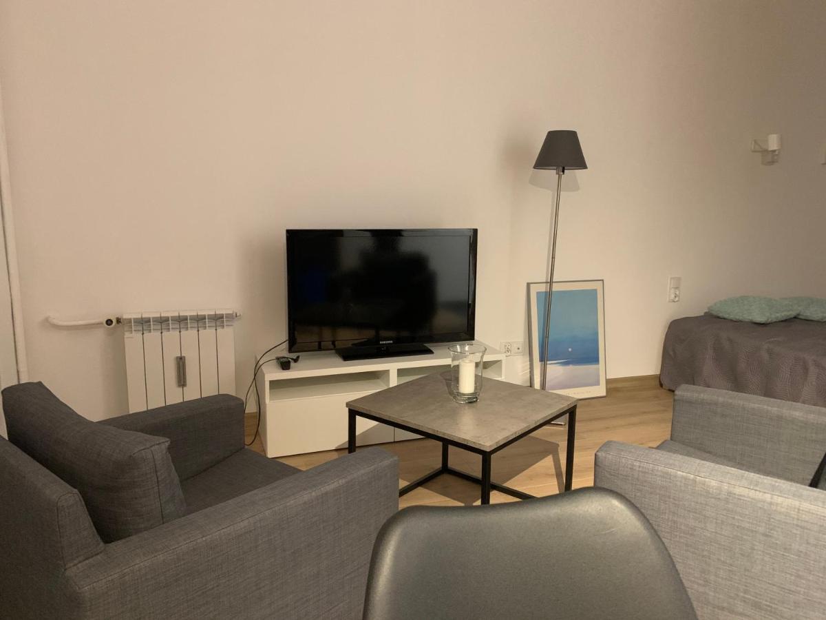 Auschwitz New Flat For Rent Air Conditioning In The Apartament Oswiecim Nowe Mieszkanie - Centrum Klimatyzacja W Mieszkaniu Apartment Ngoại thất bức ảnh