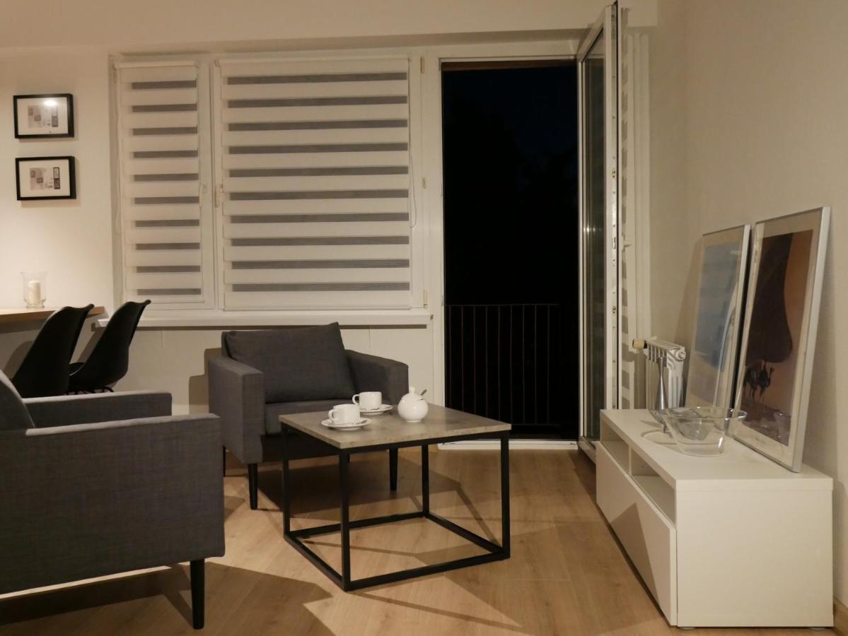 Auschwitz New Flat For Rent Air Conditioning In The Apartament Oswiecim Nowe Mieszkanie - Centrum Klimatyzacja W Mieszkaniu Apartment Ngoại thất bức ảnh